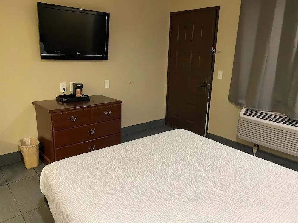 Budget Inn and Suites Stockton Yosemite