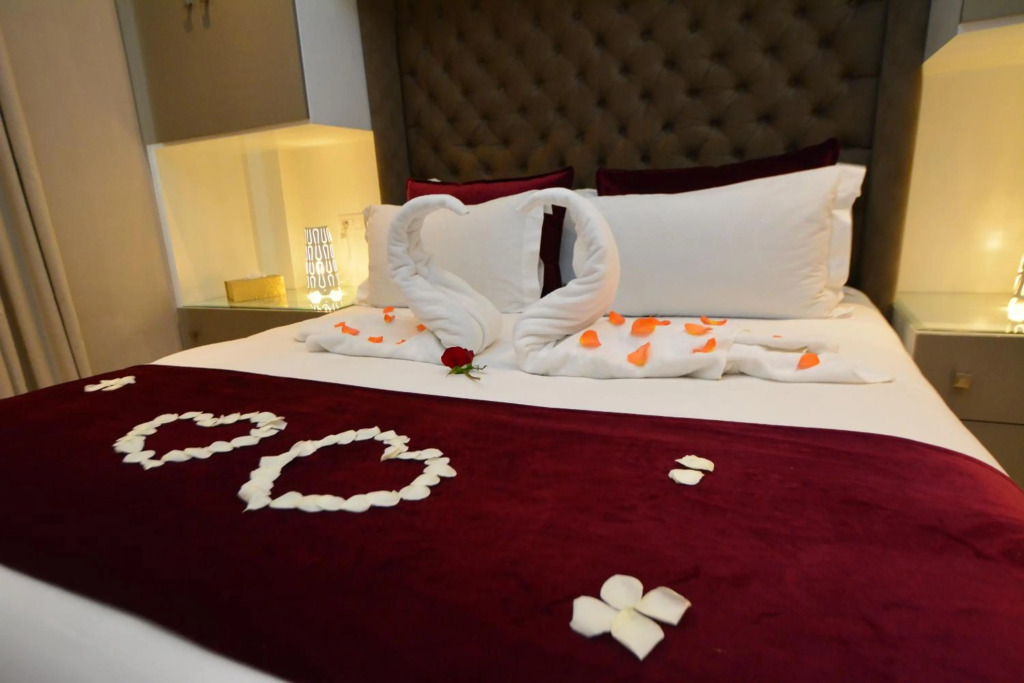 RENT-INN Suites Hotel
