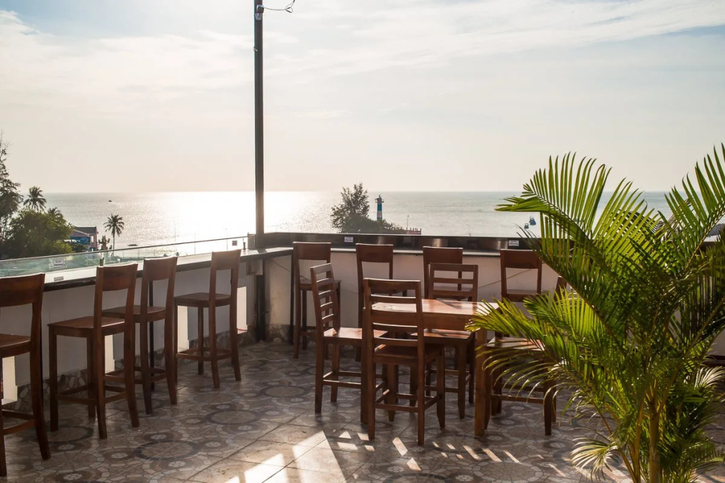 Phu Hong Hotel