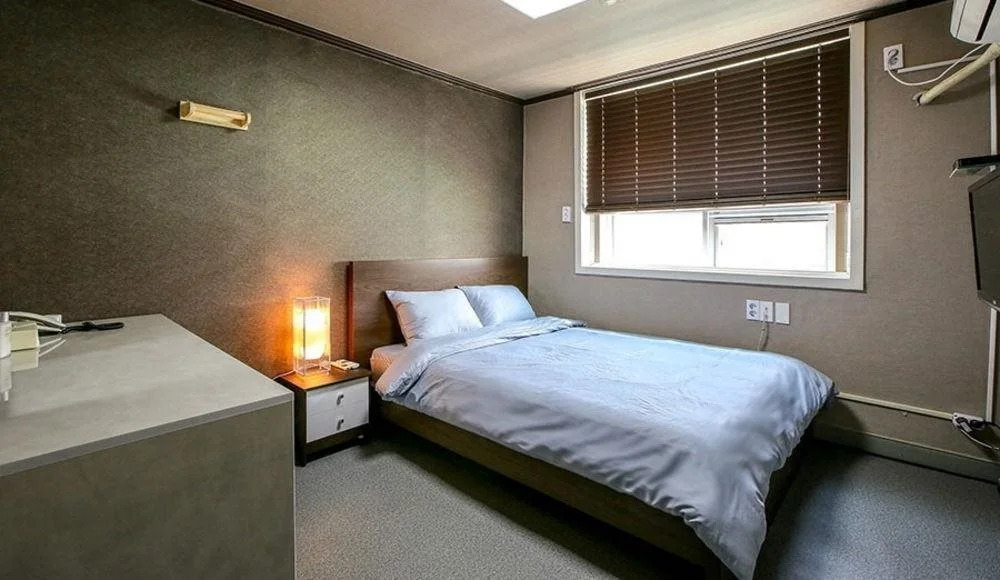 Seven Motel