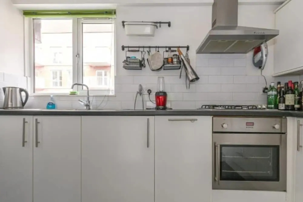 Eson2 - Chancery Lane Hideaway
