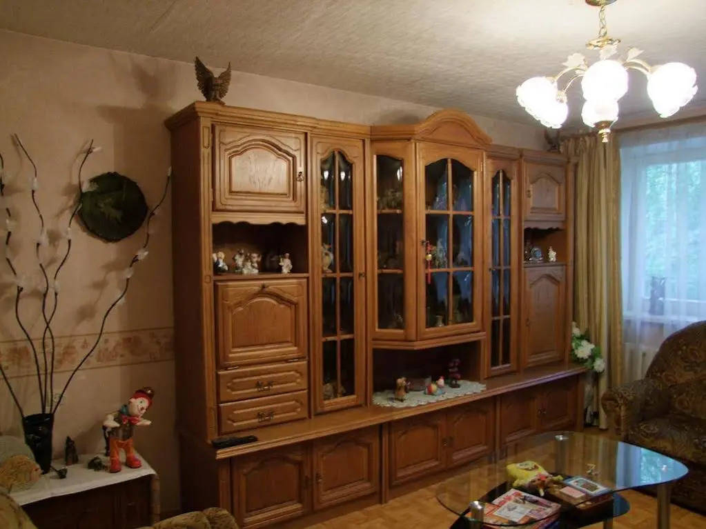 Accommodation 407