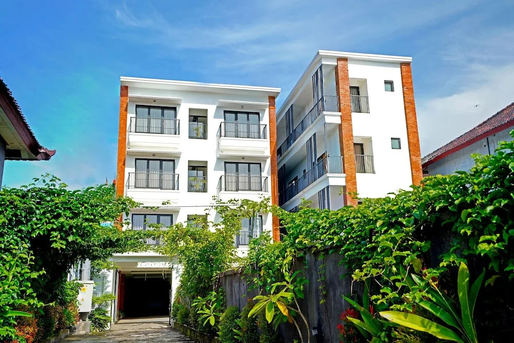 Urbanview Pecatu Residence Bali by RedDoorz