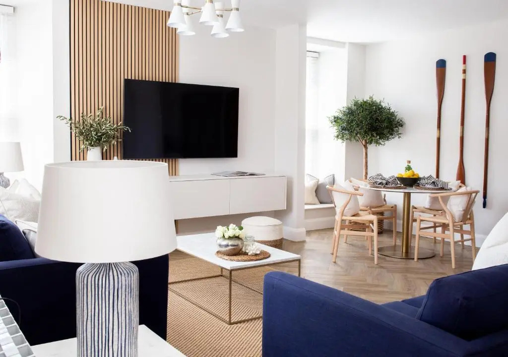Salthouse apartment