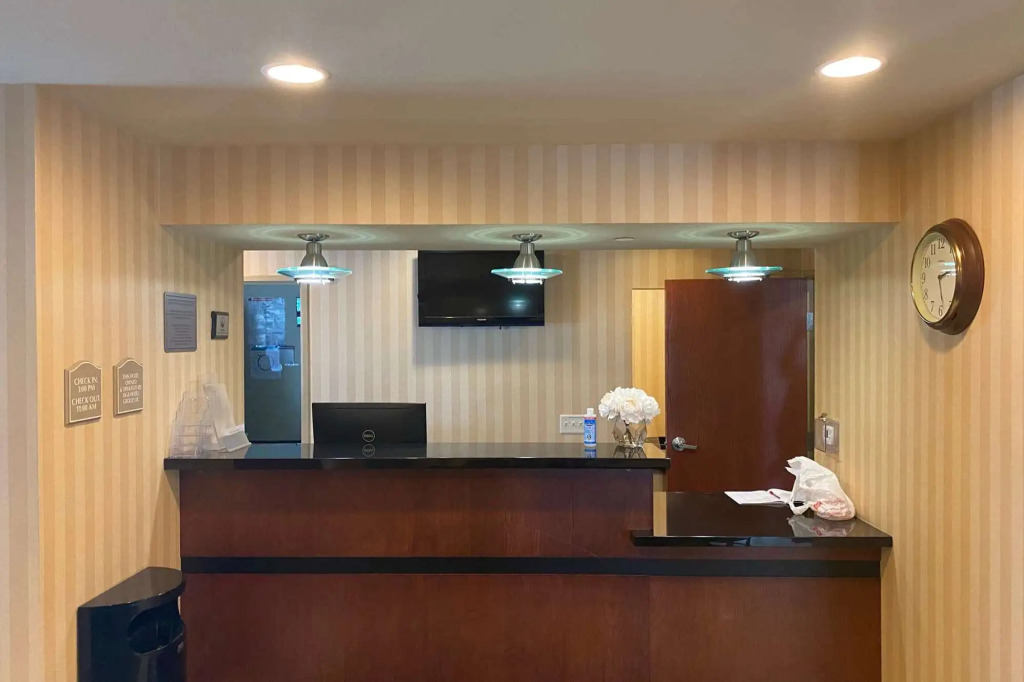 AmericInn by Wyndham Oshkosh