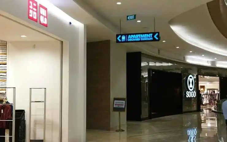 Spacious and Tidy Studio Apartment Access to Pakuwon Mall at Tanglin Supermall Mansion By Travelio