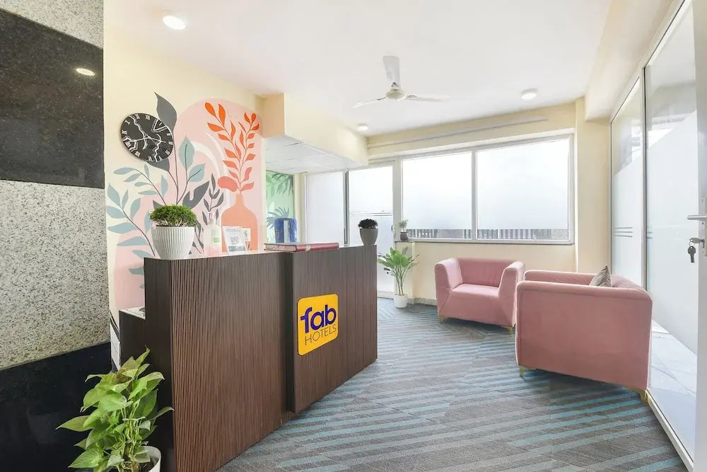 Fabhotel Alpha Stayz