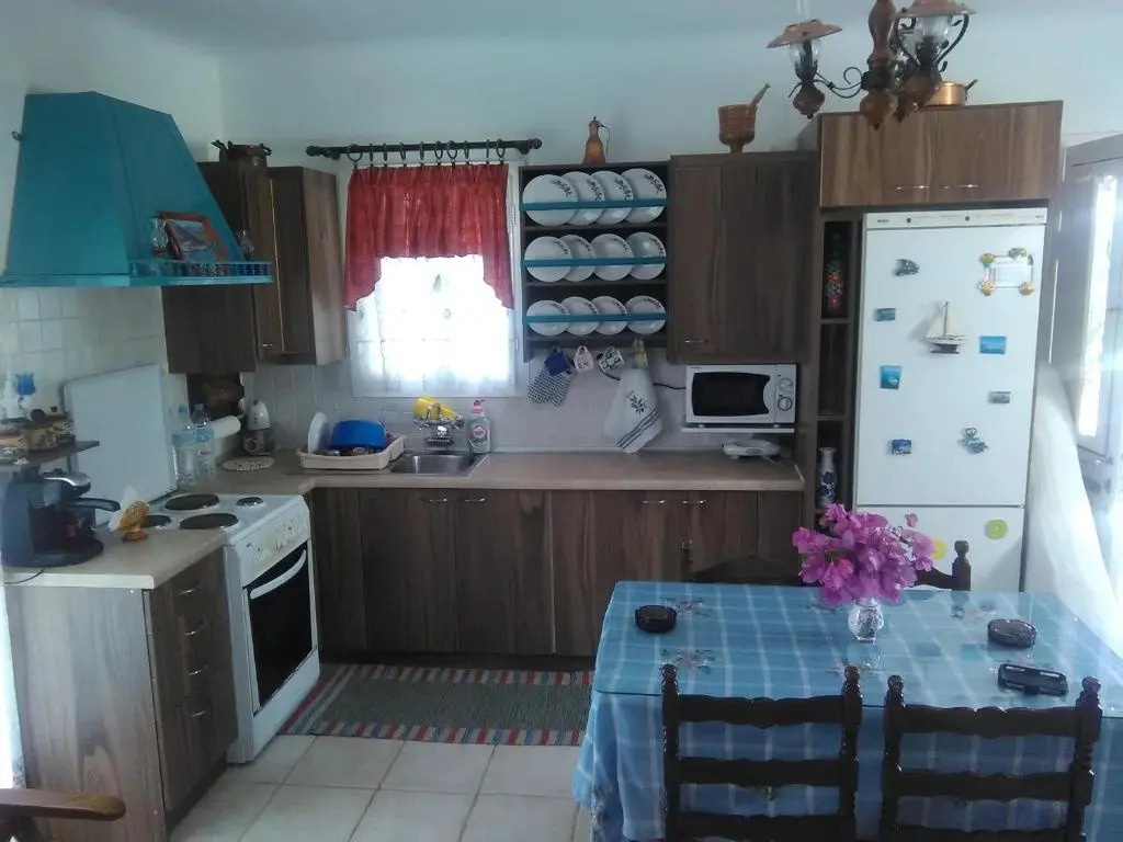 Traditional House Marivilla