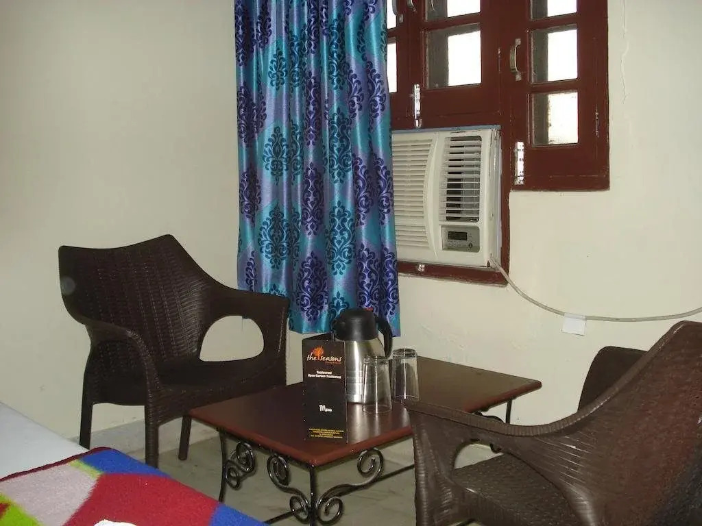 Hotel Shagun Palace