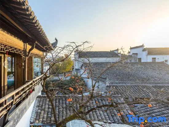 Hongcun Moxiang Huipai Landscape Art Boutique Homestay (Hongcun Scenic Area)