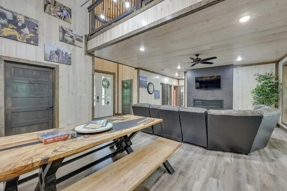 Family-friendly Broken Bow Home w/ Deck & Grill!