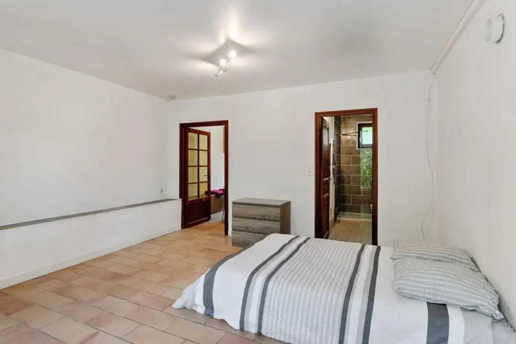 Modern studio in a nice farm close to city-center - Welkeys