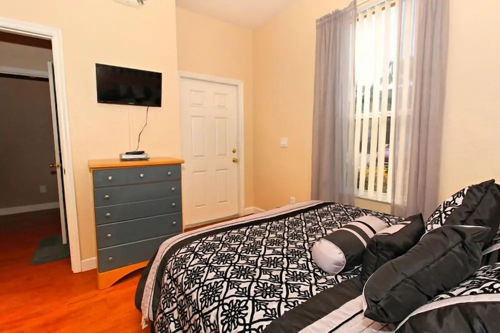 Villas at Regal Palms Resort & Spa