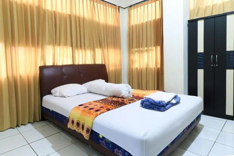 OYO 3829 Ratu Residence Syariah