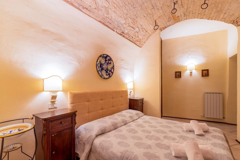 HOTEL TREVI Palazzo Natalini