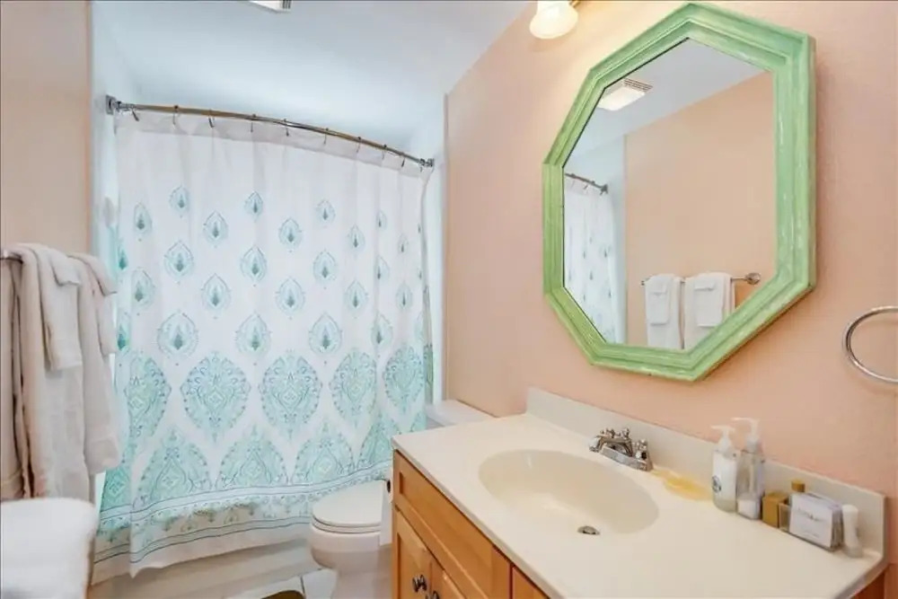 Anchor Inn - Unit 3 2 Bedroom Apts