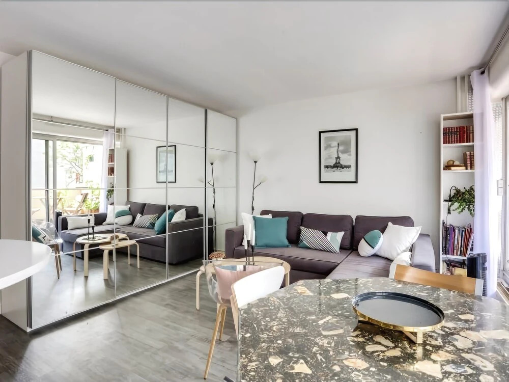 2 people apartment terrace by Weekome