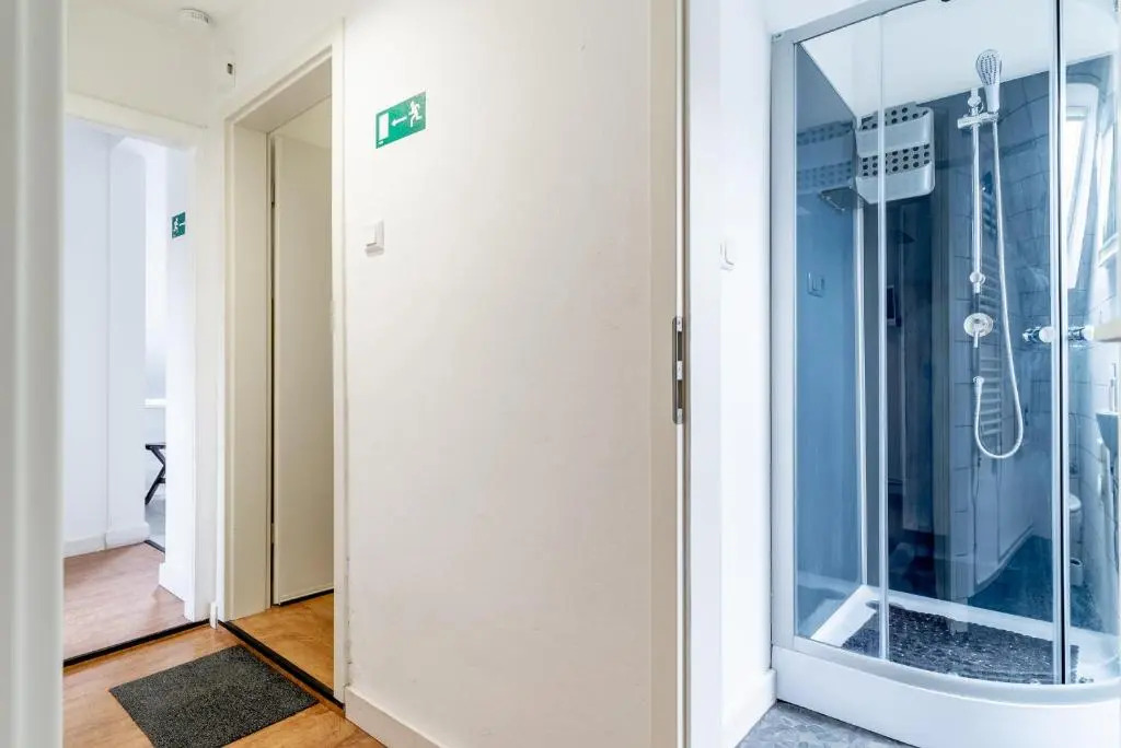 Id 6894 - Private Apartment