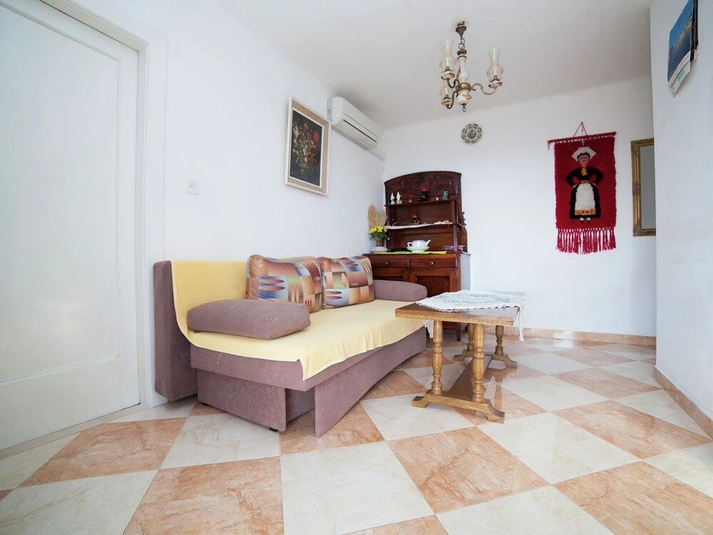 Cosy Apartment Overlooking City Walls and Island Lokrum, Private Terasse, Wi-fi
