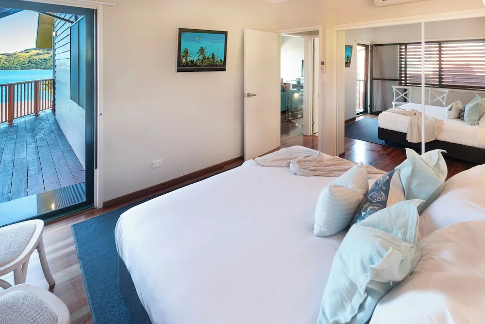 Casuarina Cove Apartments