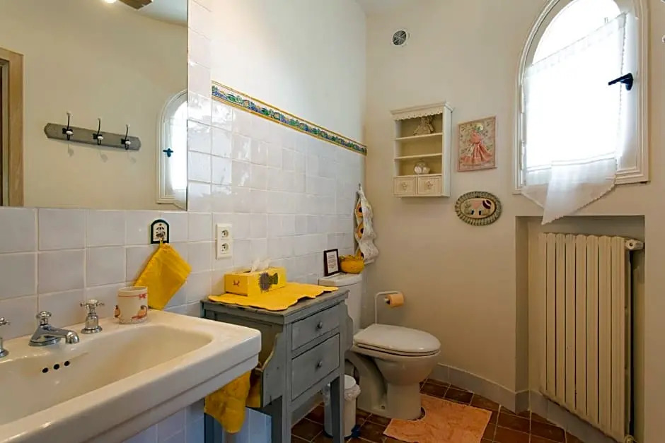 Mas Du Roc Bed & Breakfast