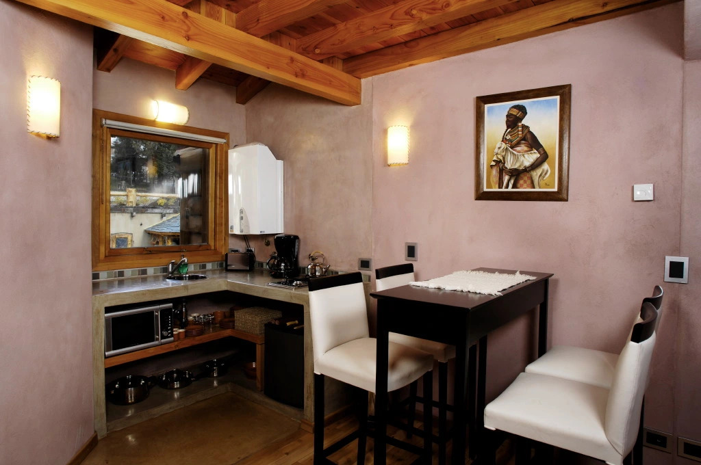 Lirolay Suites - Apart Hotel