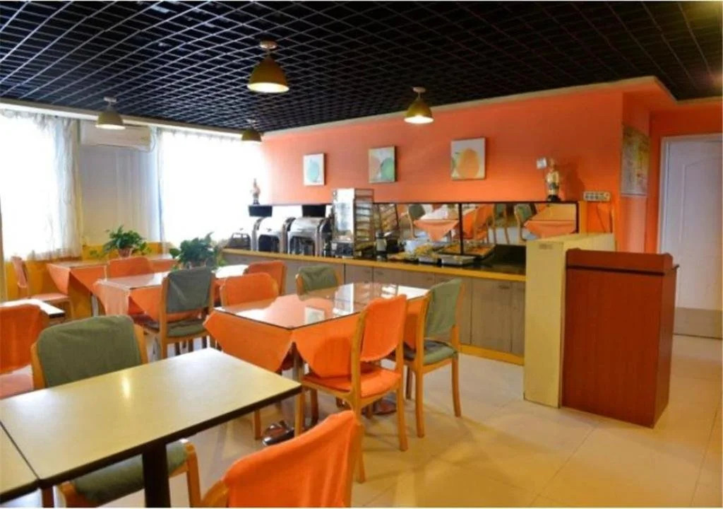 Yijia 365 Hotel Chain (West Street Museum Subway Station Branch)