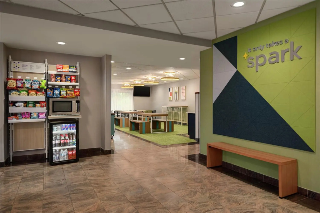 Spark by Hilton Woburn Boston