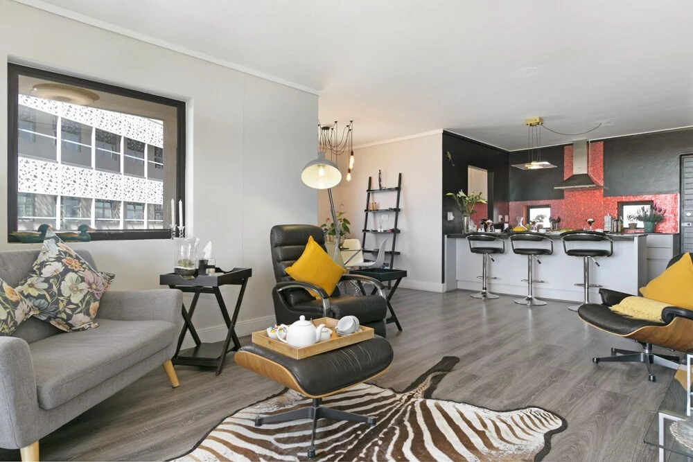 Waters Edge 220