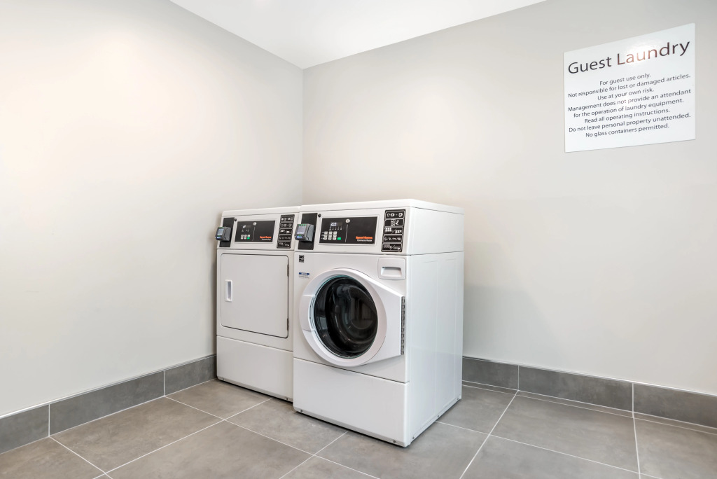 Holiday Inn Express Hotel & Suites Phenix City - Columbus by IHG