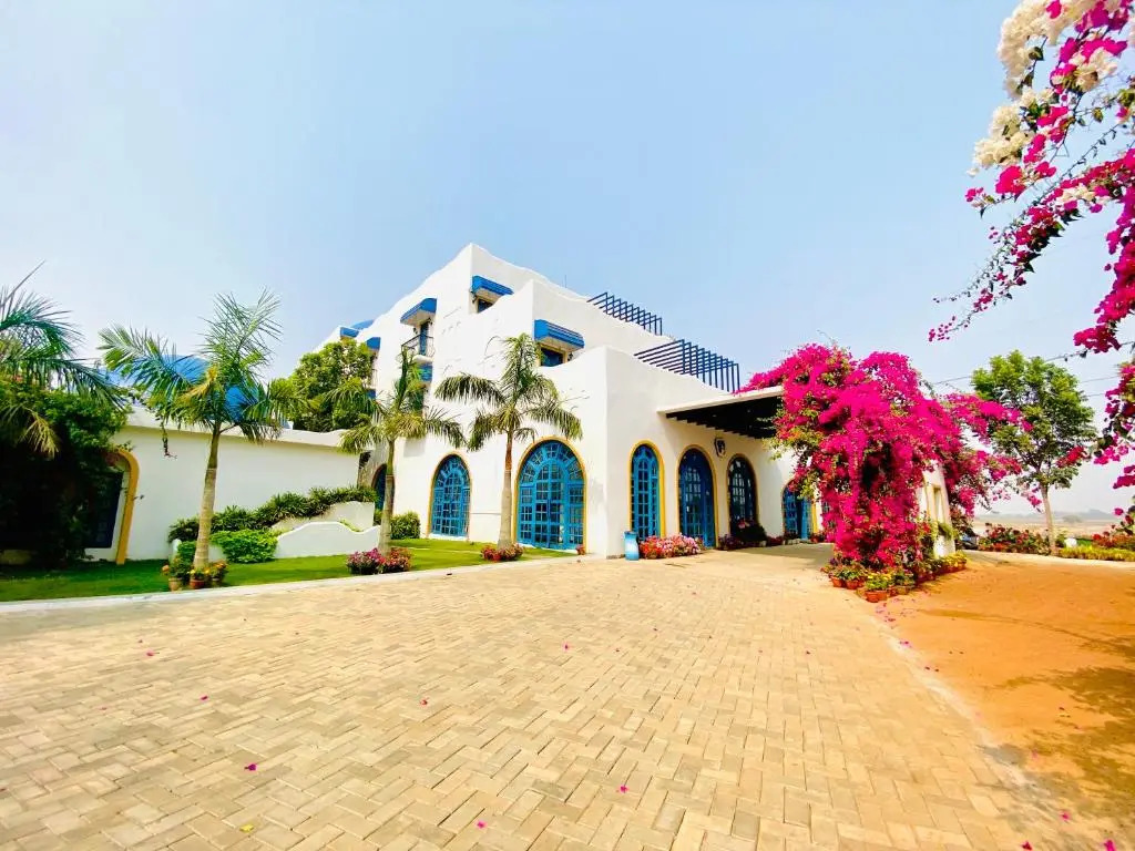 Annaratna Resorts