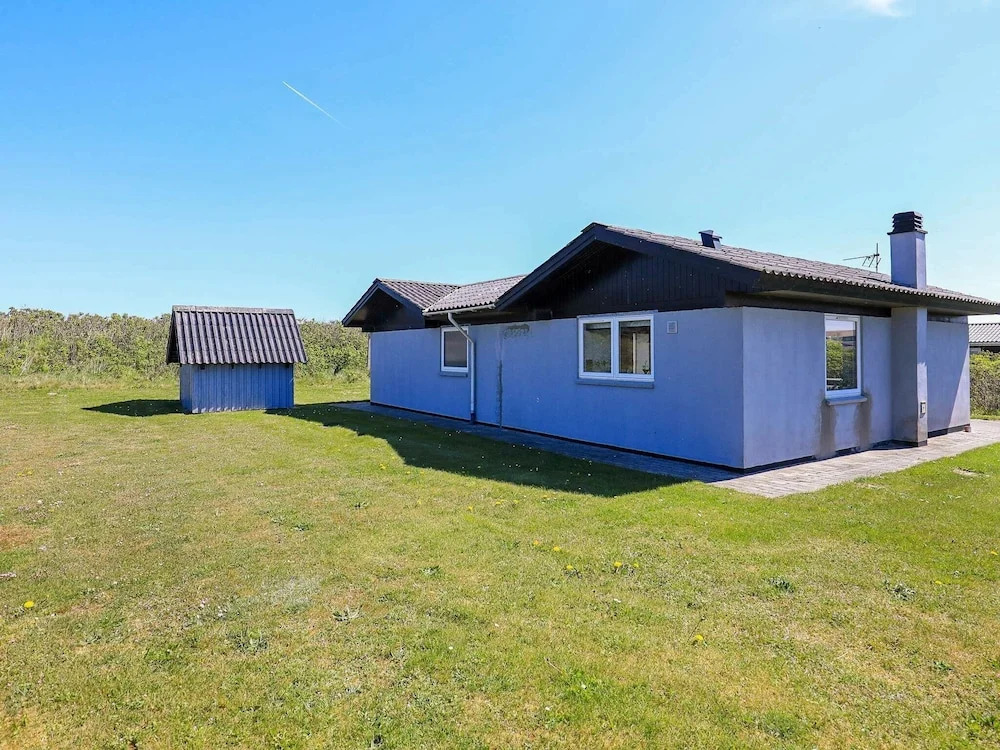 Serene Holiday Home in Løkken near Sea