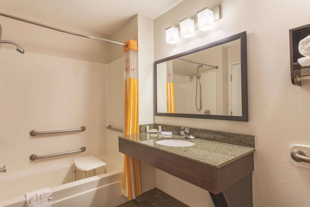 La Quinta by Wyndham Elizabethtown