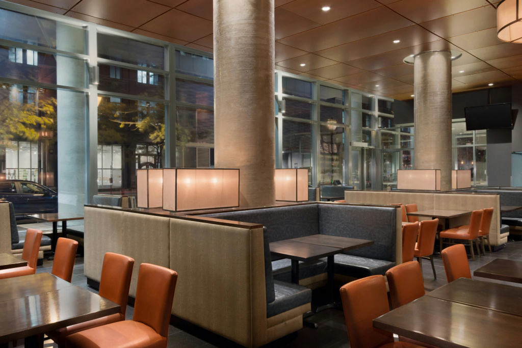 Embassy Suites by Hilton - Montreal