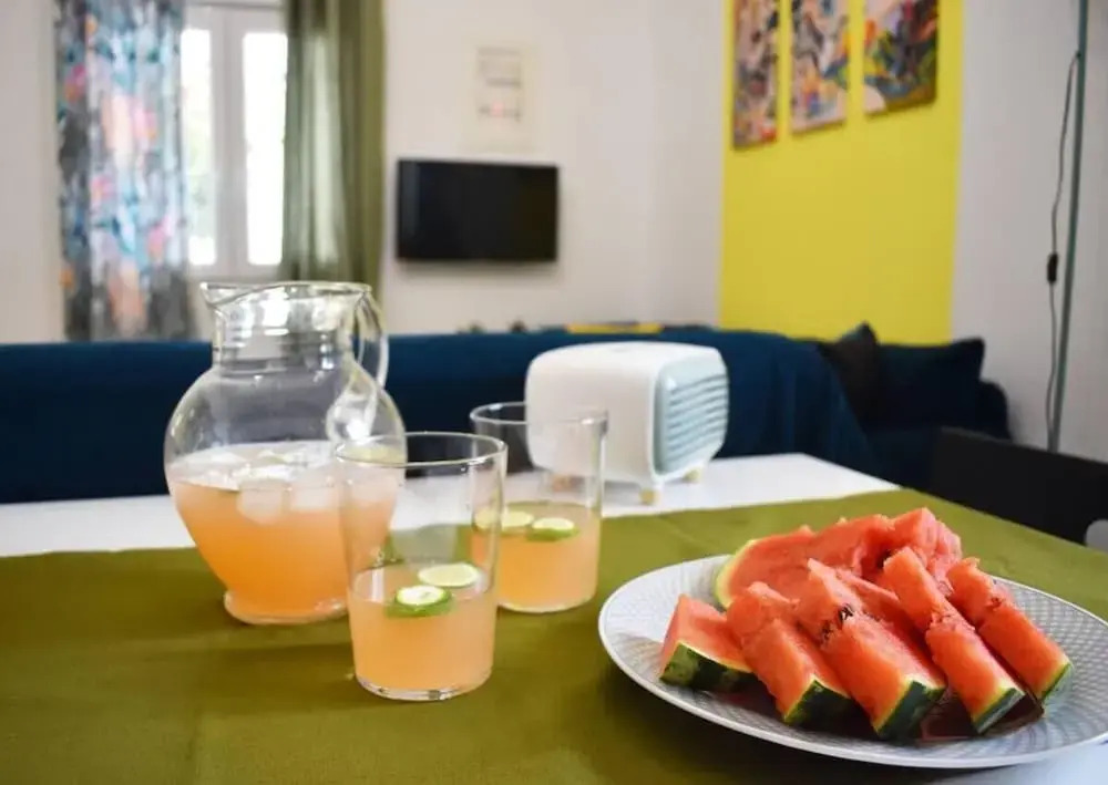 Pirgos Colorful Studio, Sleeps 2, Parking Wifi Ac