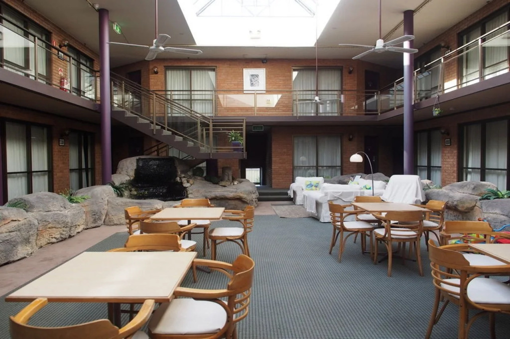 Garden Lodge Sydney Hotel