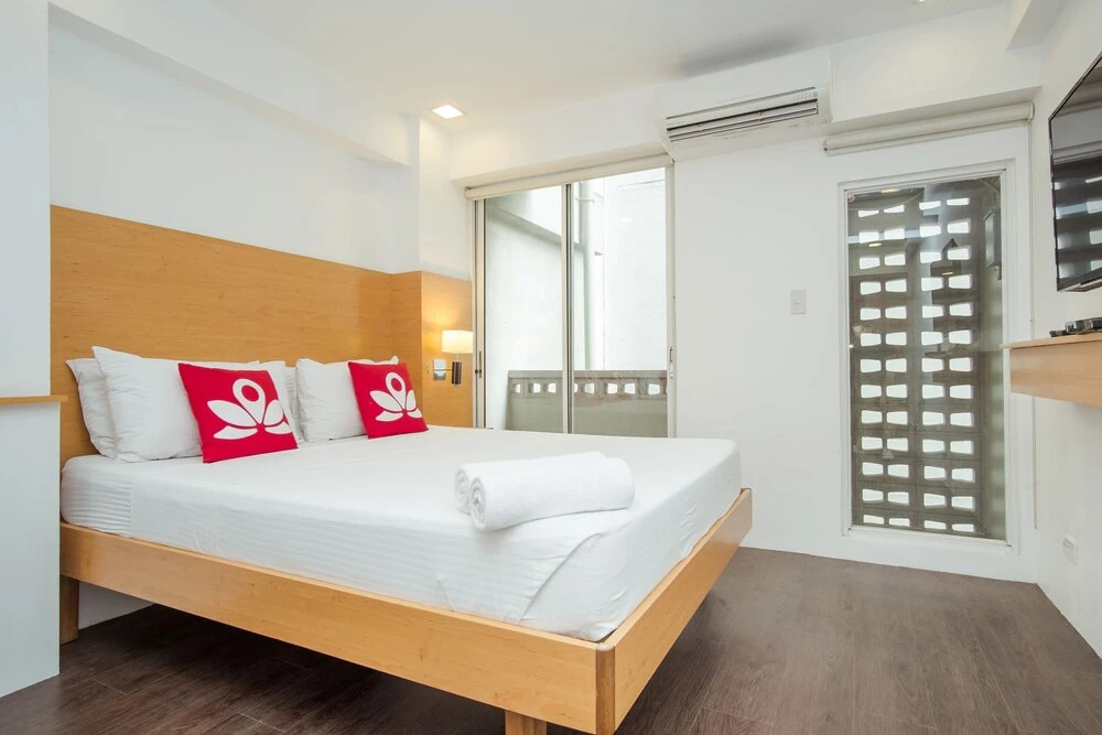 ZEN Rooms BRBlock Makati