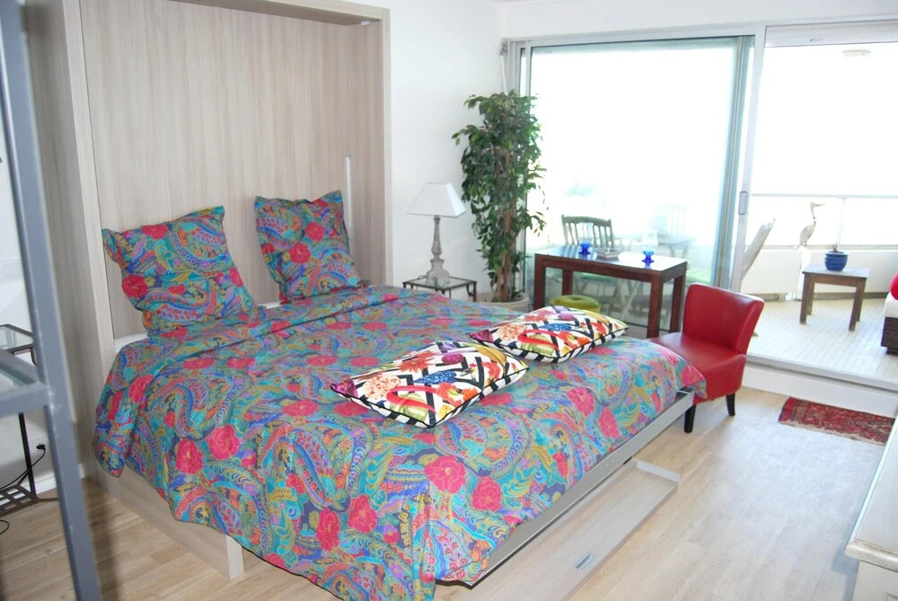 Studio in Biarritz, With Wonderful sea View, Furnished Terrace and Wifi - 20 m From the Beach