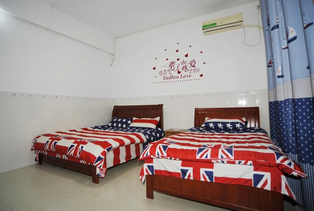 Surfing Youth Hostel