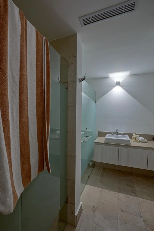 Stunning 3BR Apartment Best Location Near 5th Avenue The Beach Amazing Amenities