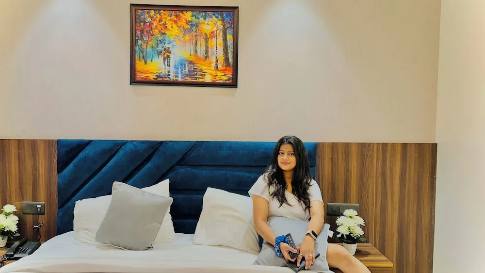 Raksha Suites & Banquet Greater Noida