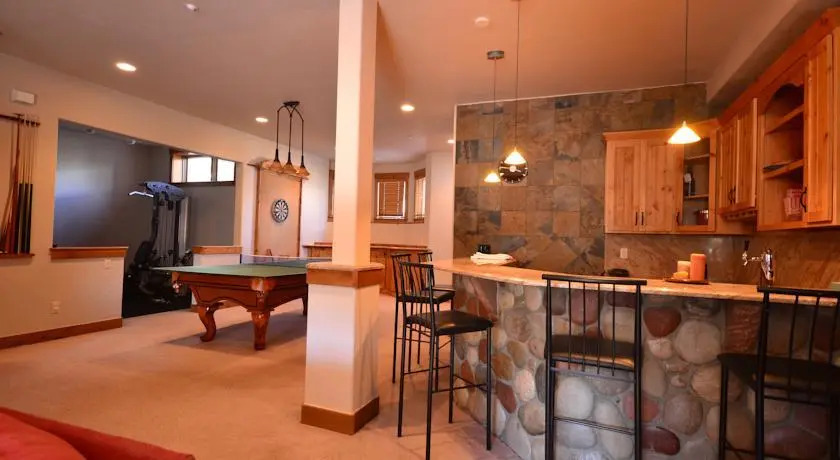 Lighthouse by Summit Mountain Properties