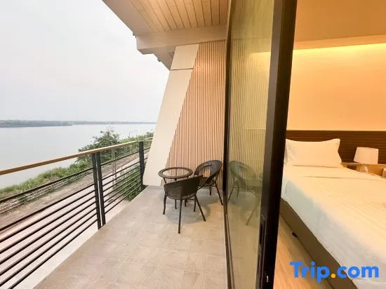Mekong pano villa