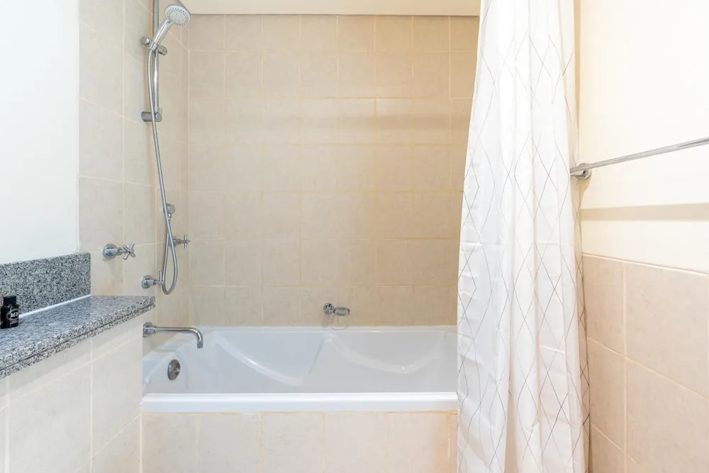 Lux BnB Greens & Views Lake View