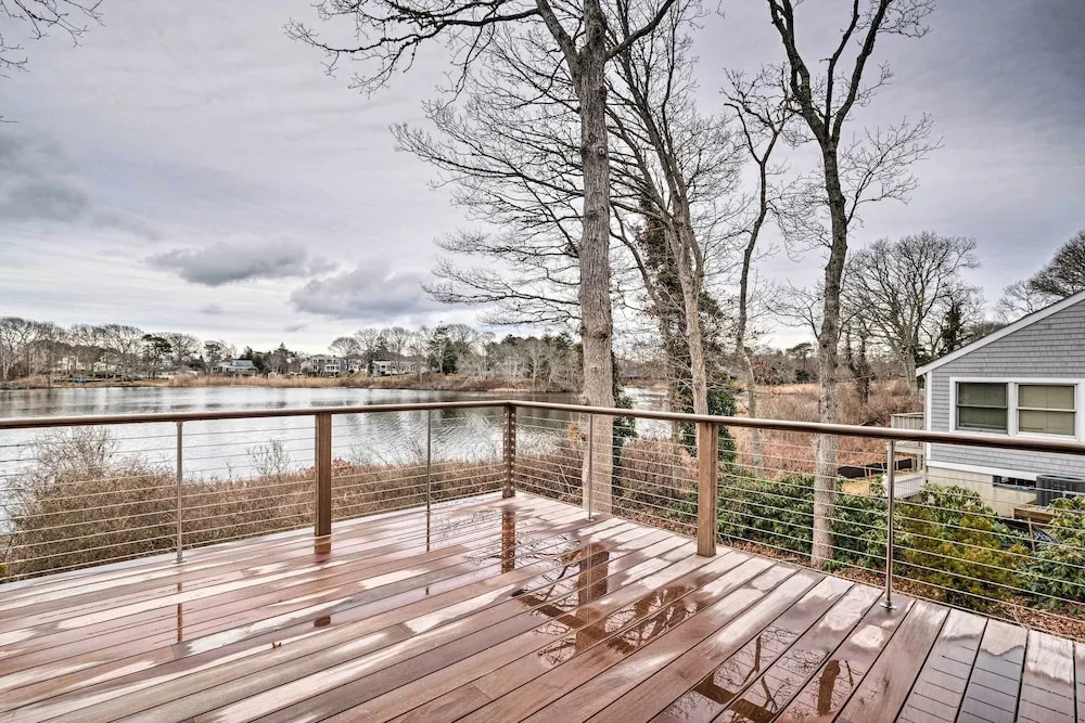 1 Mi to Ferry & Beach: Waterfront Hyannis Home!