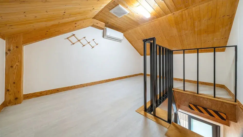 Gyeongju Poseokjeong Hanok Pool Villa
