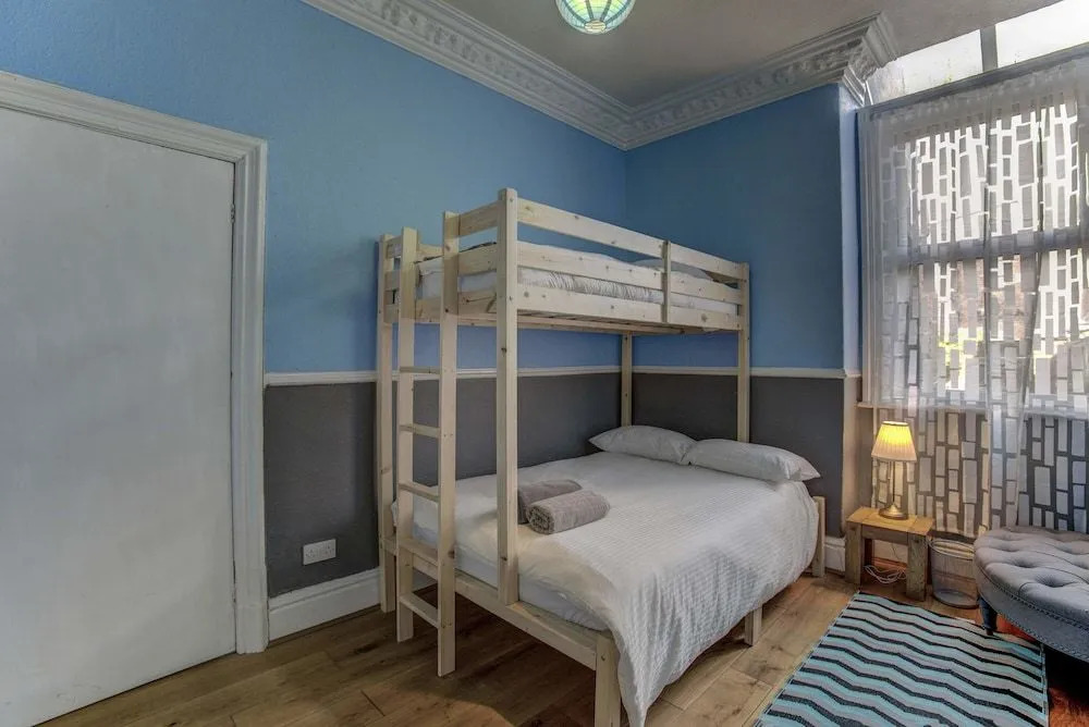 Levenshulme Self-Catering Townhouse