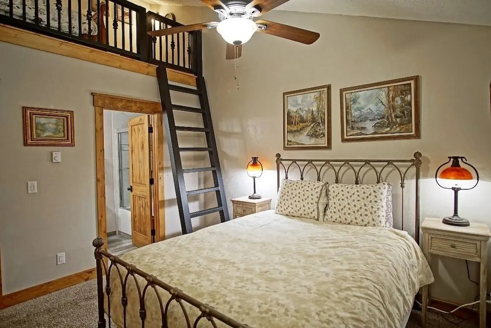 Burgess Creek Townhomes 206 3 Bedroom Condo