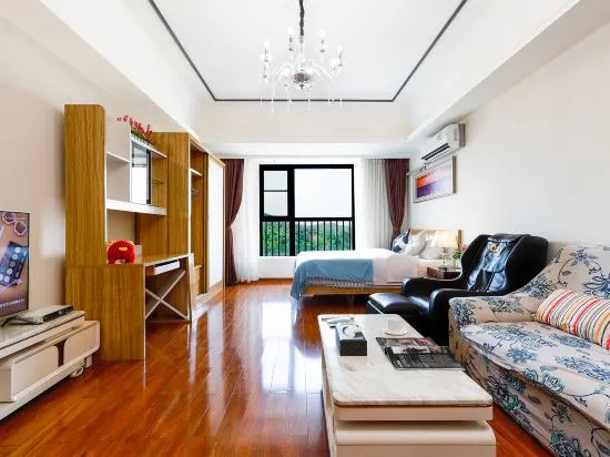 BaiHe International Apartment hotel Luogang Wanda Plaza Branch