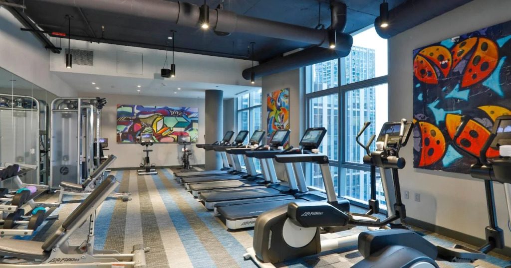 Aloft by Marriott Chicago Mag Mile